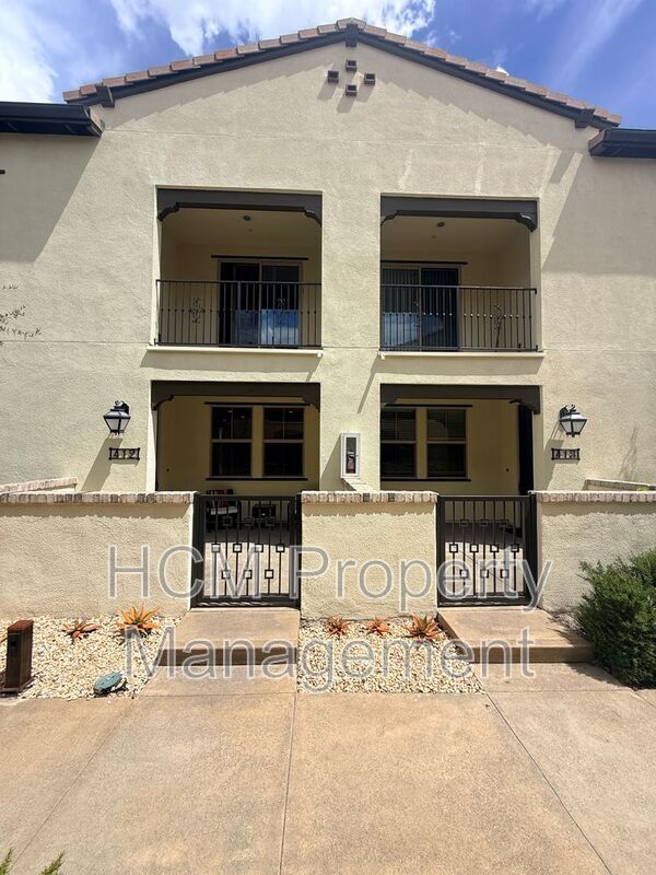 Building Photo - 412 El Paseo