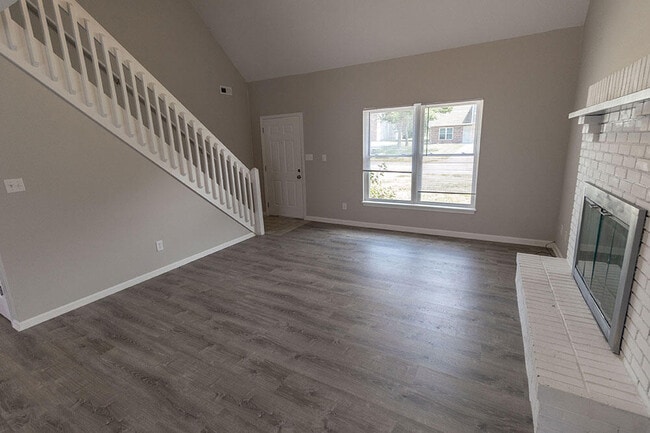 Photo - 3611 Hermitage Rd