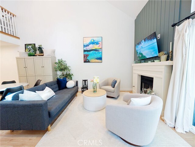 Photo - 631 Springbrook N