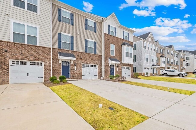 Photo - 2620 Grantham Place Dr