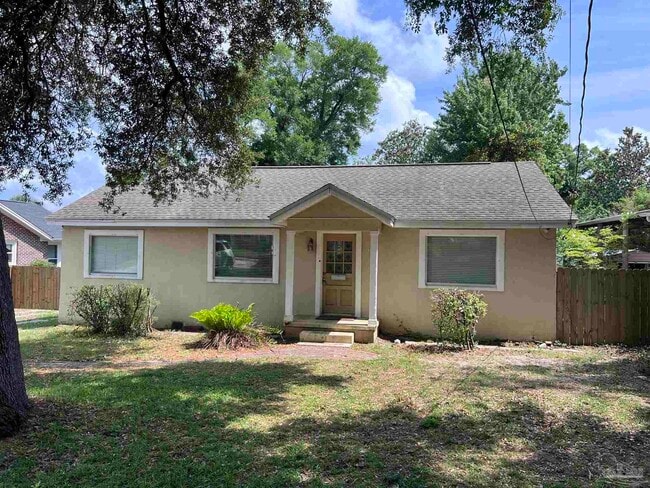 Photo - 1809 E Lee St House