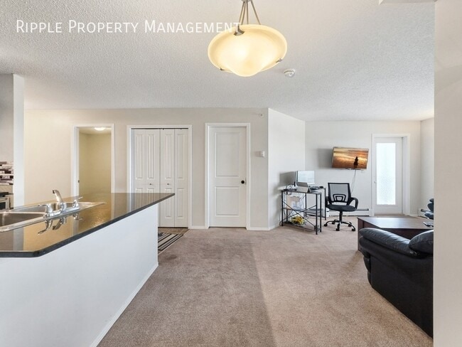 Photo - SPACIOUS 3 BEDS, 2 BATHS CONDO | PRIME SADDLE RIDGE LOCATION Unit 413