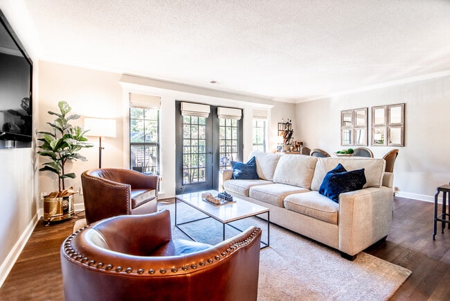 Building Photo - 4727 Jarboe St Unit 75