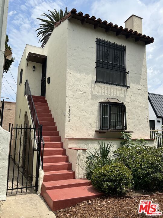 Building Photo - 1306 S Mansfield Ave Unit 1306 1/2 Rental