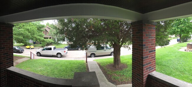 Photo - 1203 Evison St