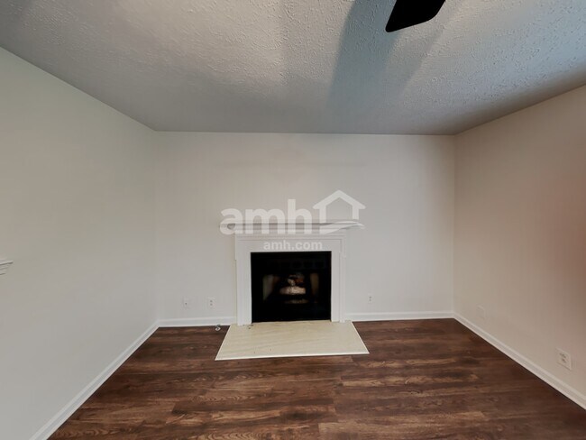 Photo - 2926 Melbourne Terrace