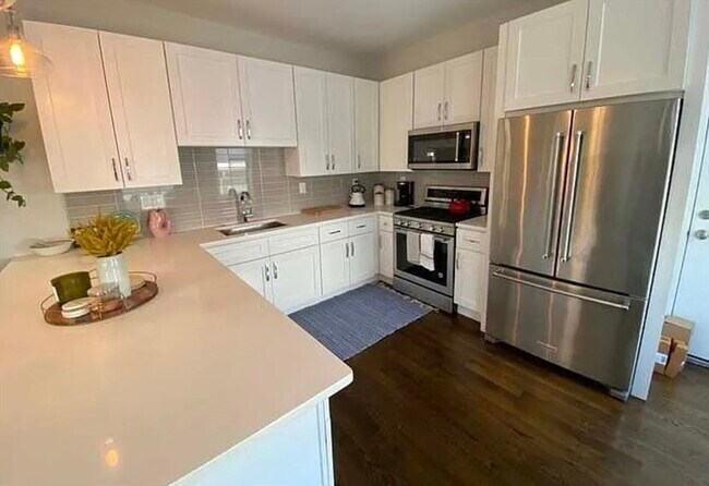 9 Upham Ave Unit 2