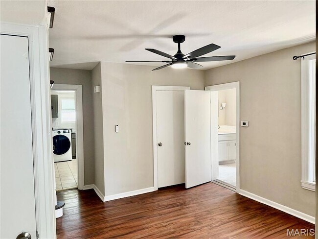 Photo - 1928 Macklind Ave