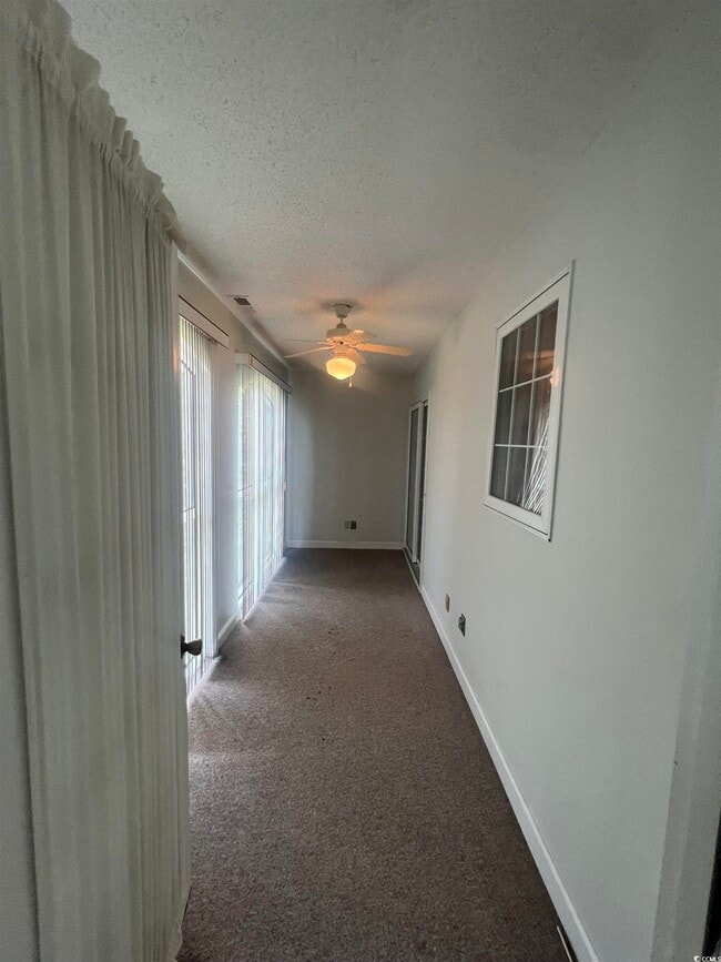 Photo - 595 Willow Green Dr