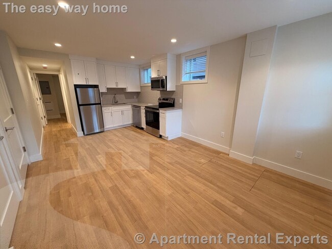 Photo - 900 Massachusetts Ave Unit #B