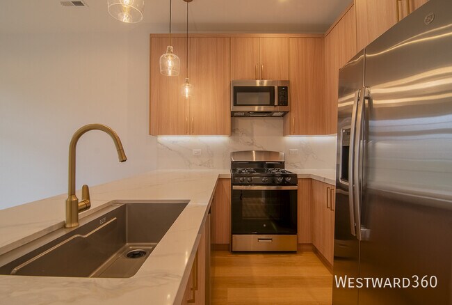 Photo - 2046 W Washington Blvd Unit #3
