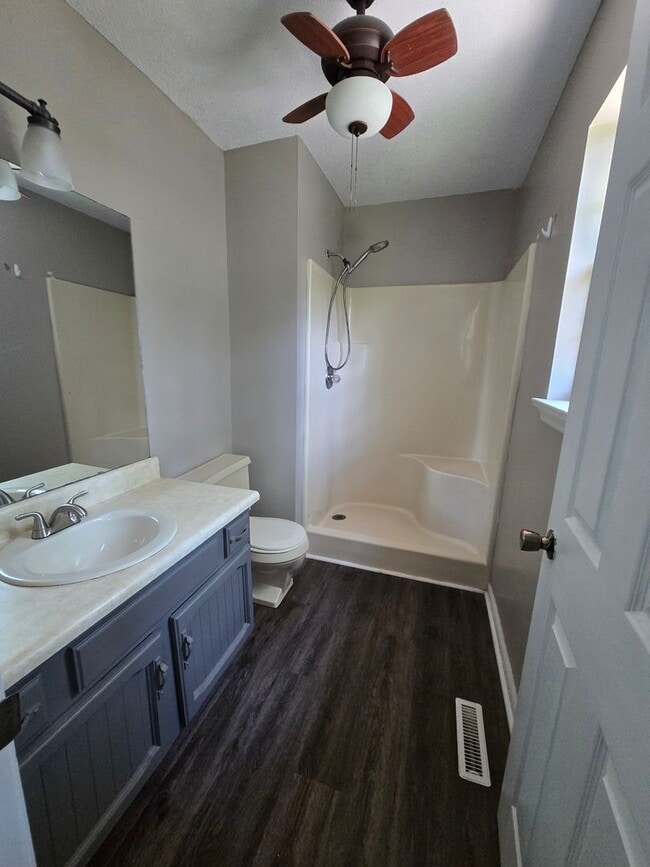 Photo - Four Bedroom Home in Harrison TN