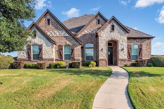 Building Photo - Stunning 4-3.5-3 Oasis with Pool in Prime ... Rental