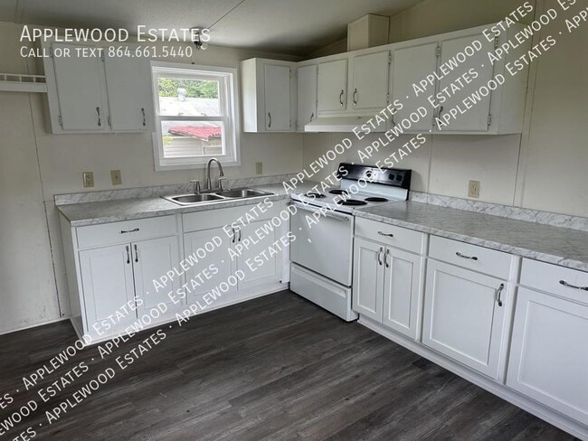 Photo - 251 Pebble Rock Cir