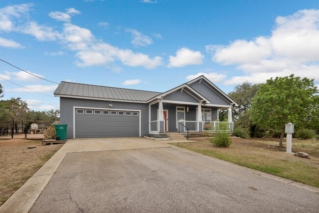 Photo - 1302 Whitetail Rd House