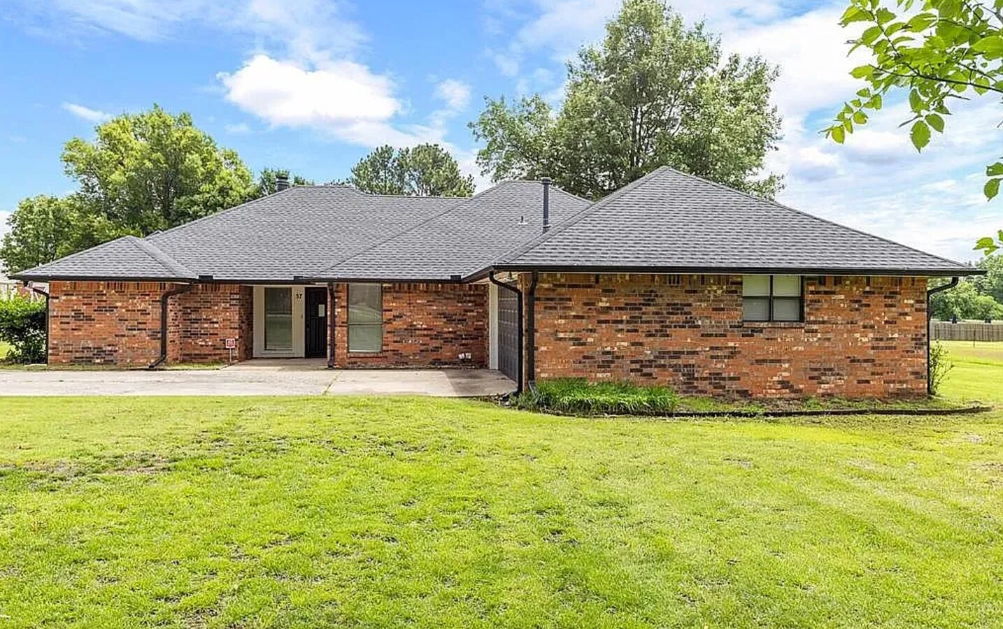 Photo - 57 Serenada Ln