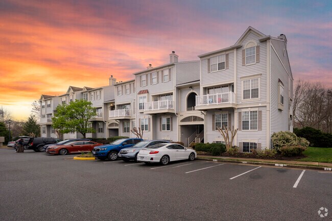 Alternate View - Gunston Corner Condominiums