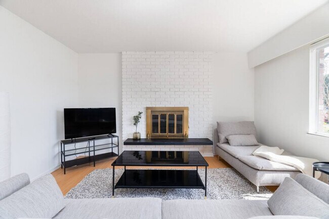 Photo - 215 E 13th Ave Unit ID1051795P