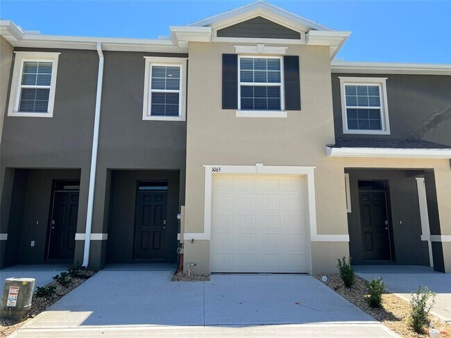 Building Photo - 1065 Blue Jay Dr Rental