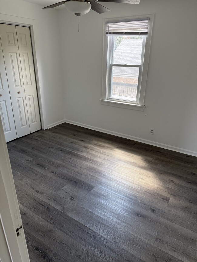 Building Photo - 11250 S Fairfield Ave Unit 2 Rental