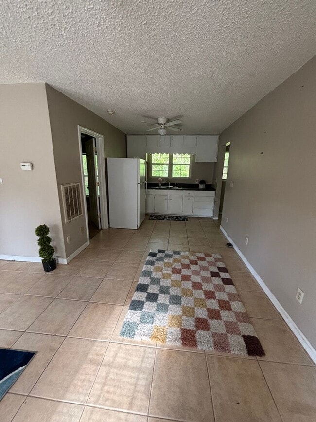 Photo - 115 Pindal Rd