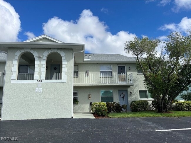 Building Photo - 839 SW 48th Terrace Unit 206