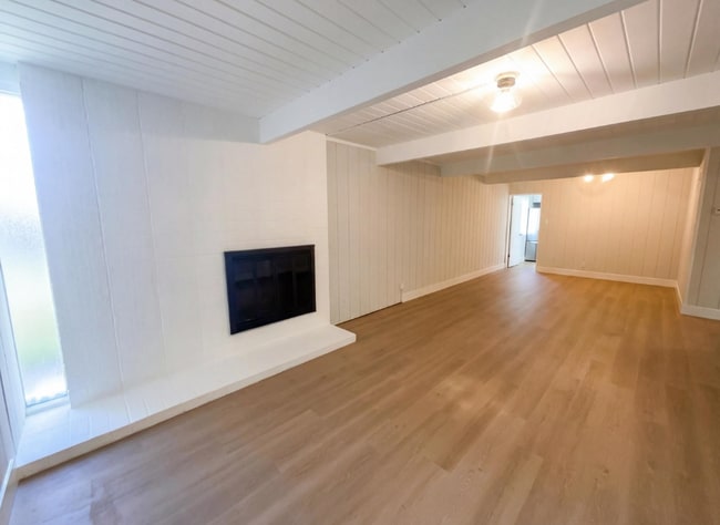 Photo - 2361 Oakmont Dr