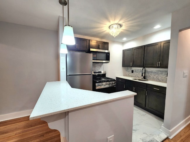 Photo - 63 Forest Hill Pkwy Unidad 1H