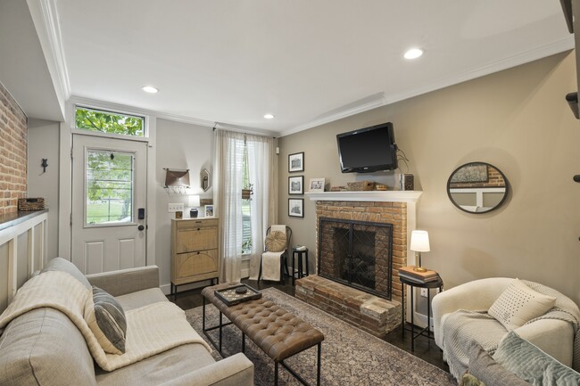 Photo - 425 Gittings St