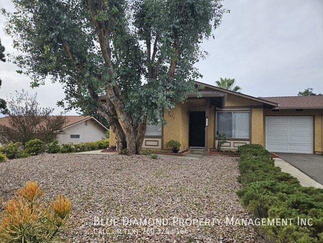 Photo - 1615 Peacock Blvd