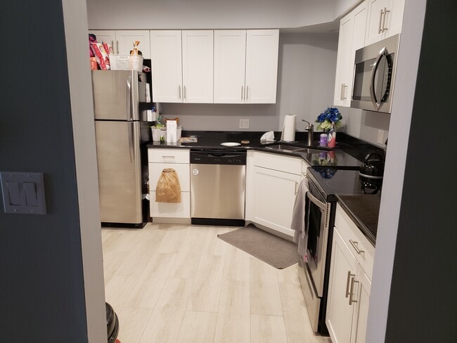 KITCHEN - 1002 Castilian Ct Condo Unit 206