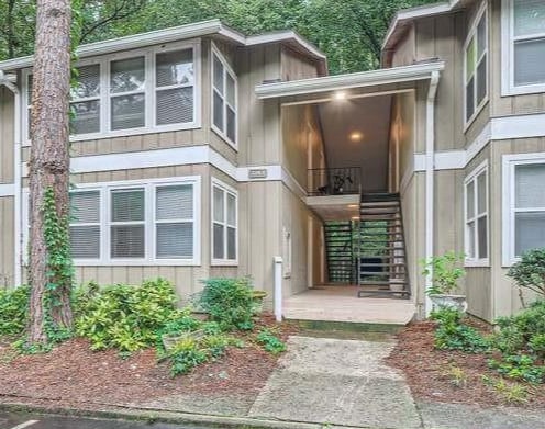 Building Photo - 5159 Roswell Rd Unit Sandy Springs Condo