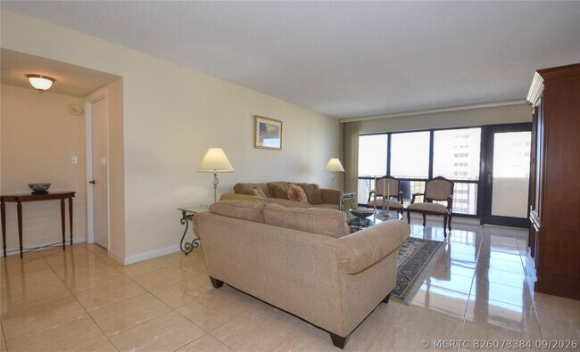 Photo - 5100 N Ocean Blvd Unit 1004