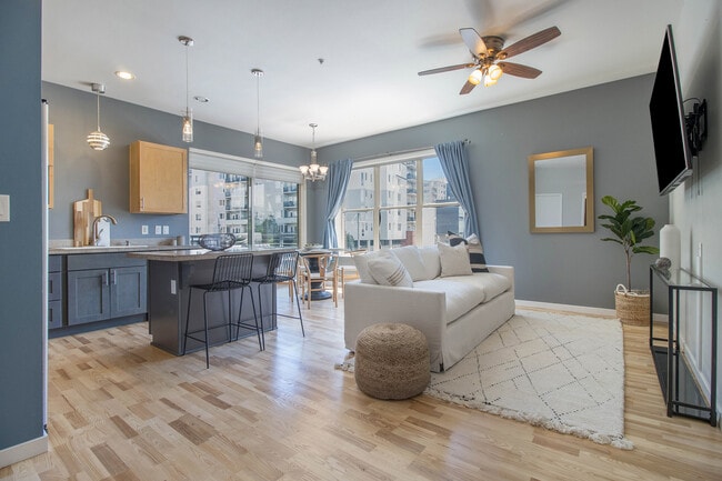 Photo - 1440 Little Raven St Unit 202