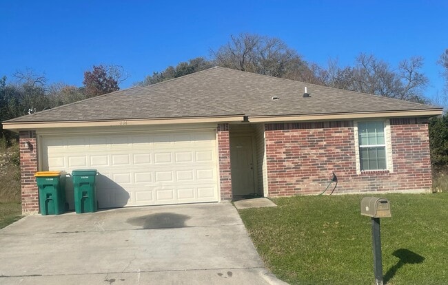 Building Photo - 3 BEDROOM, BELTON ISD