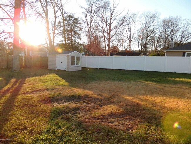 Photo - 330 Barcelona Dr House