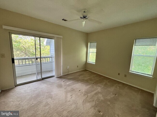 Photo - 4409 Fair Stone Dr Unit 303