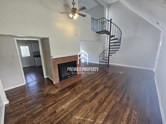 Photo - 5808 Lynnfield Cove