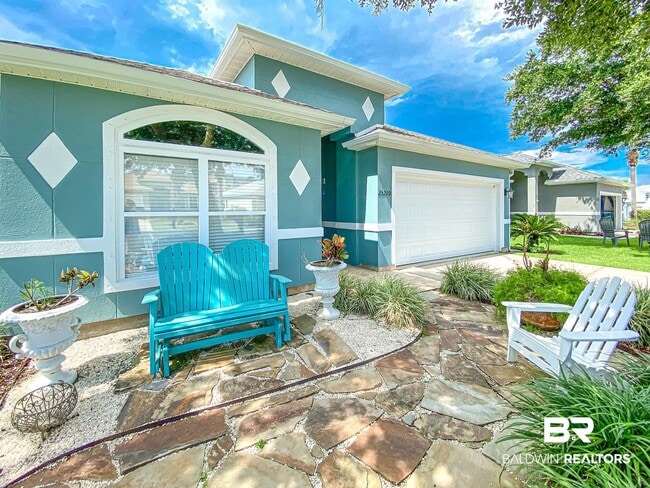 25209 Windward Pl