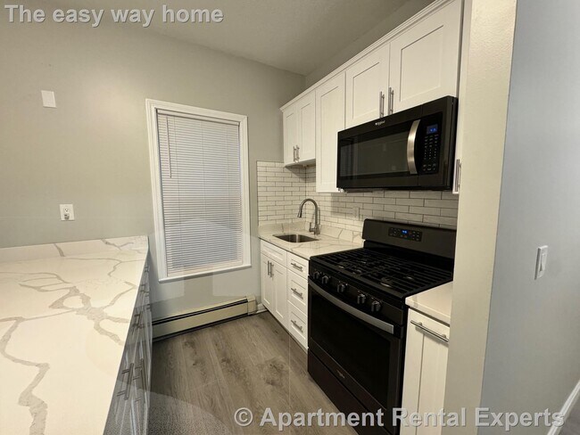 Photo - 10 Pearl St Pl Unit #3