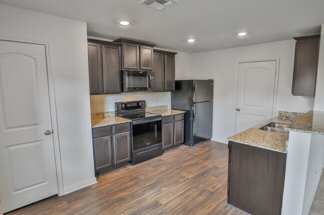 Photo - 15206 Sleepy River Way