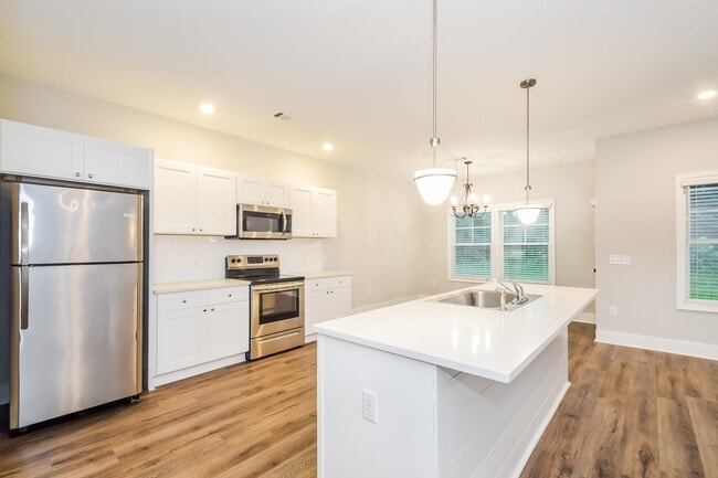 Photo - 1007 Autumns Wood Cir E