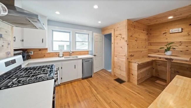 Photo - 23 Leonard Rd Apartment Unit 1