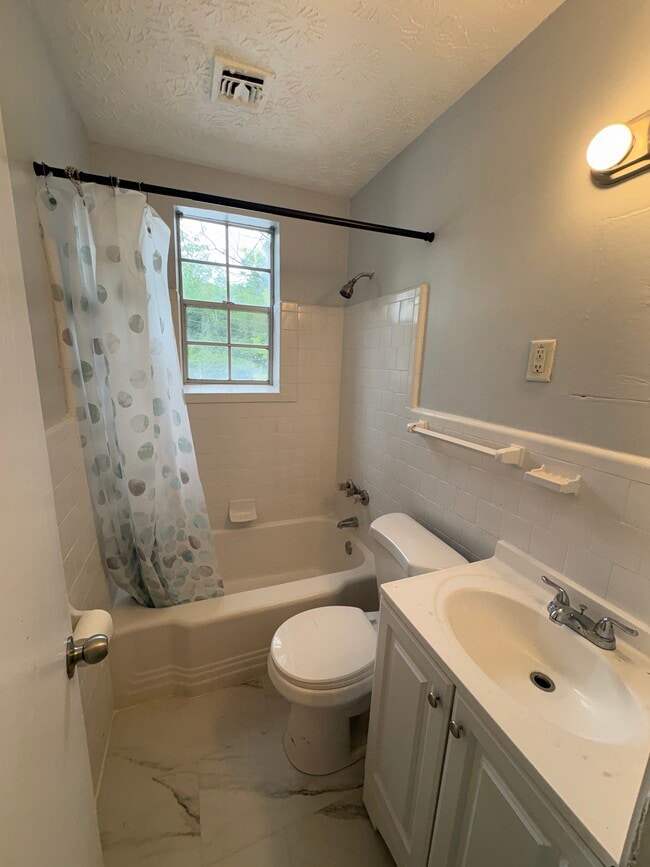 Photo - 517 N Florida St Unit B