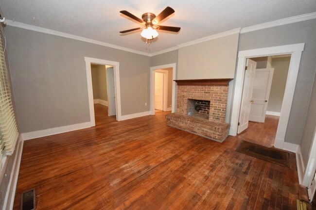 Photo - Charming 3 bed, 2 bath home near U of M