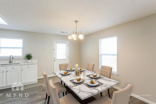 Photo - 8842 Story Dr