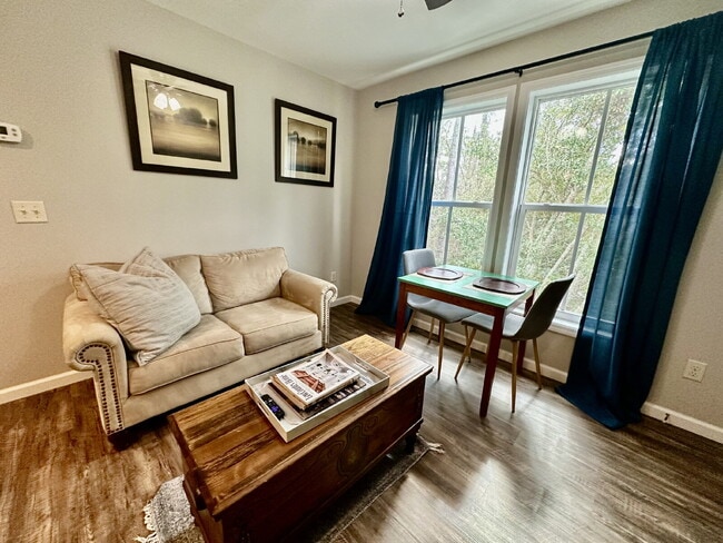 Photo - One Bedroom Apartment Available in The Heart of The Promenade! Unit #303
