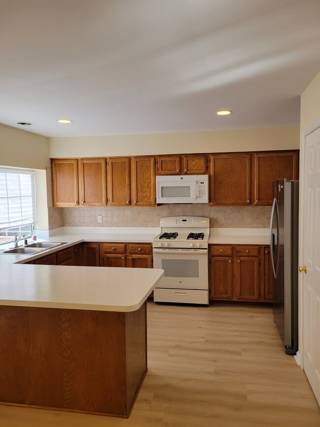 Photo - 2681 McGuffeys Ct