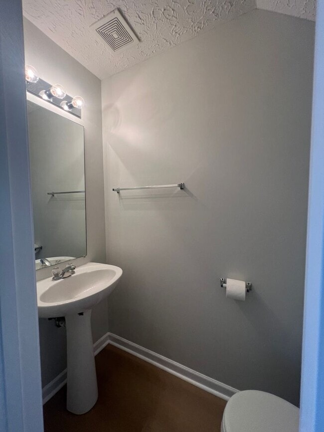 1407 Pleasant Ridge Rd