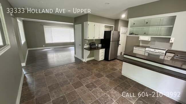 Photo - Charming 3 Bedroom Upper
